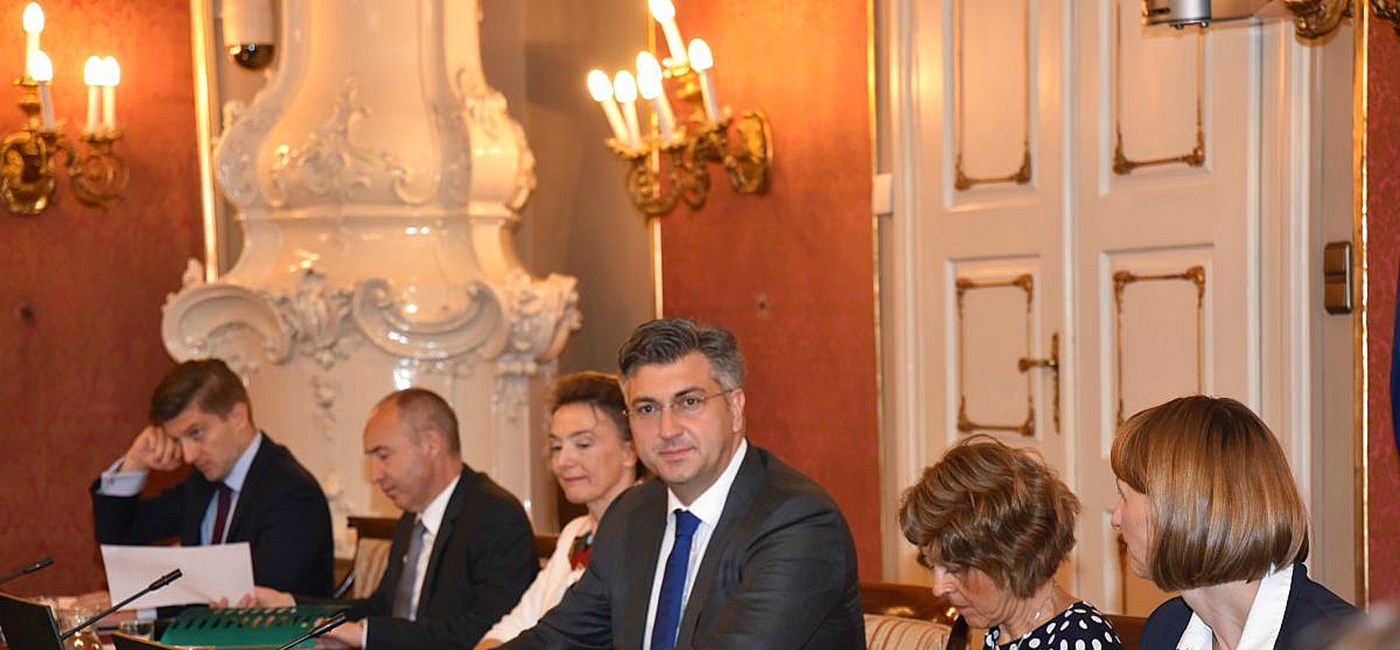 Predsjednik Vlade: Osigurana su sredstva za  regres državnim i javnim službenicima, isplata kreće 14. srpnja 